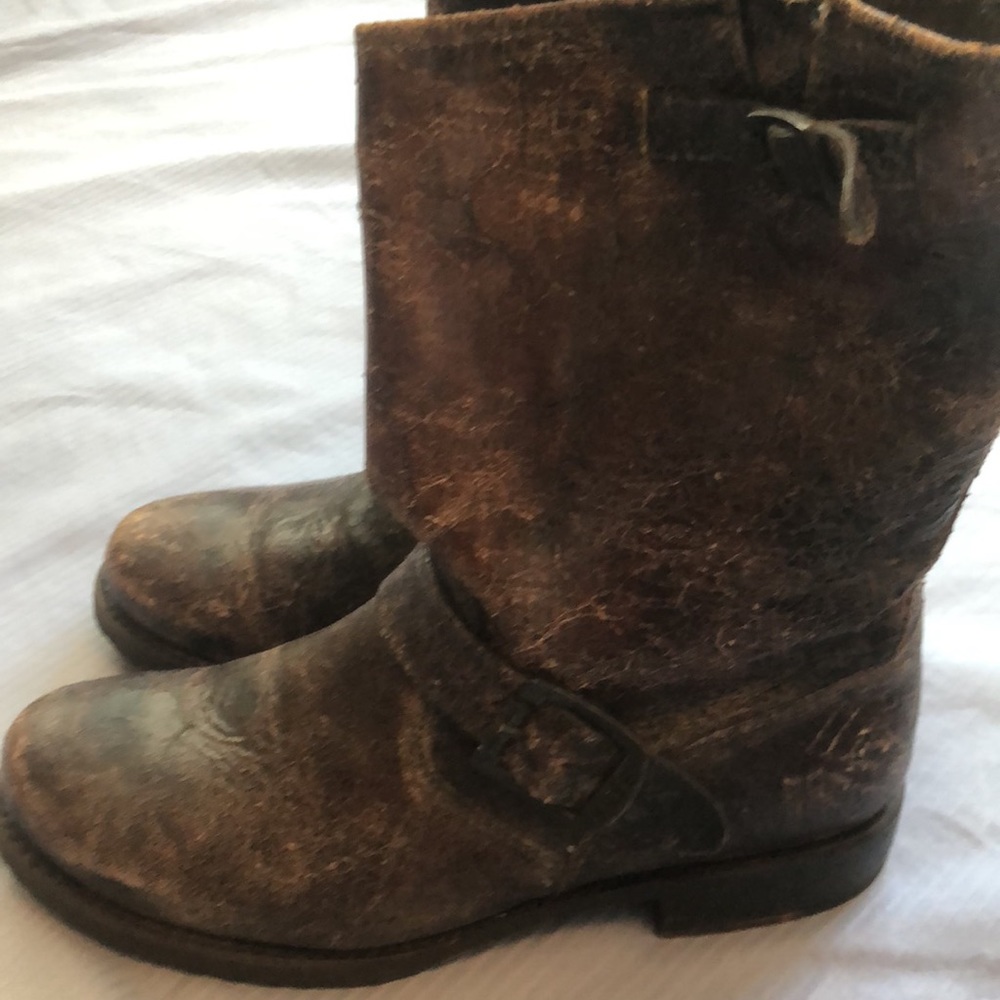 Frye brown women boots distressed leather - Picture 3 of 7